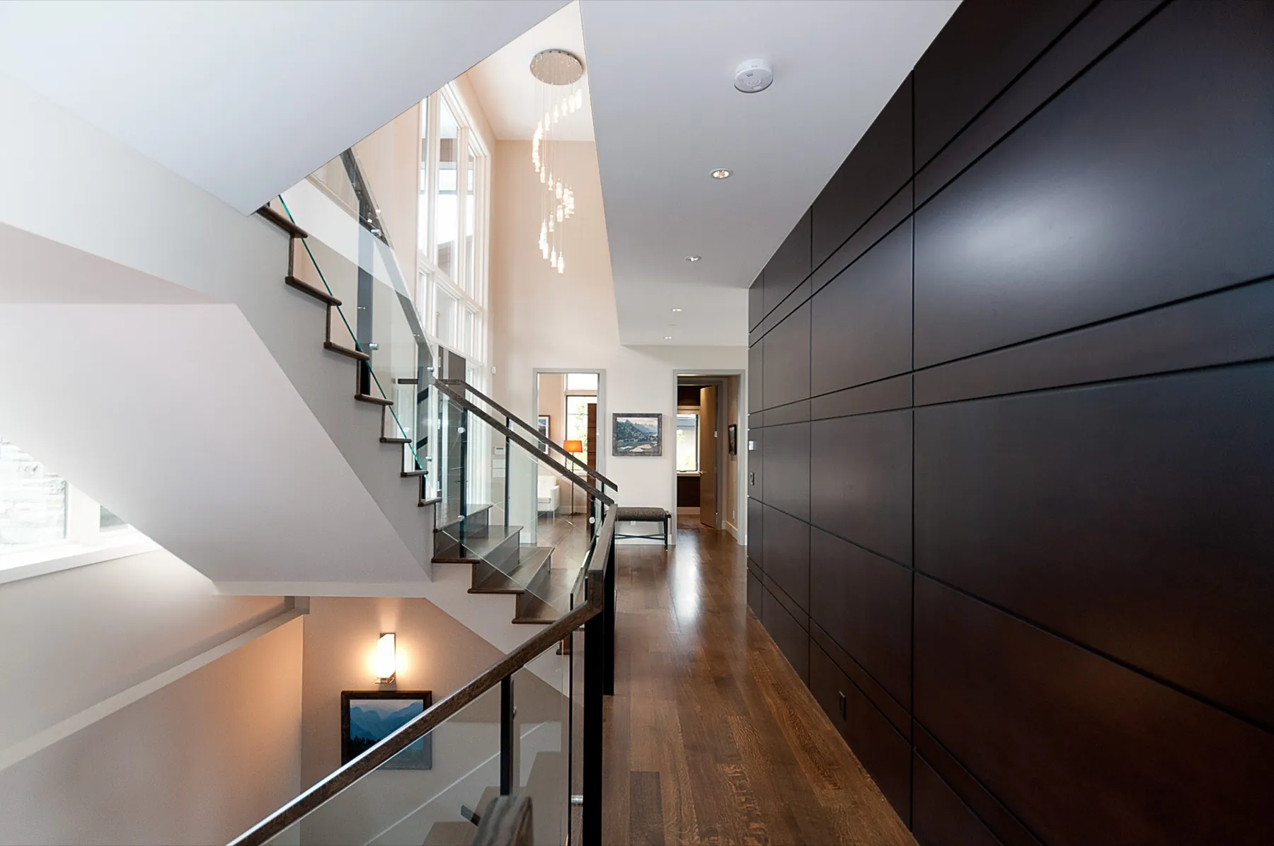 Aerie, Upper hall stair vista