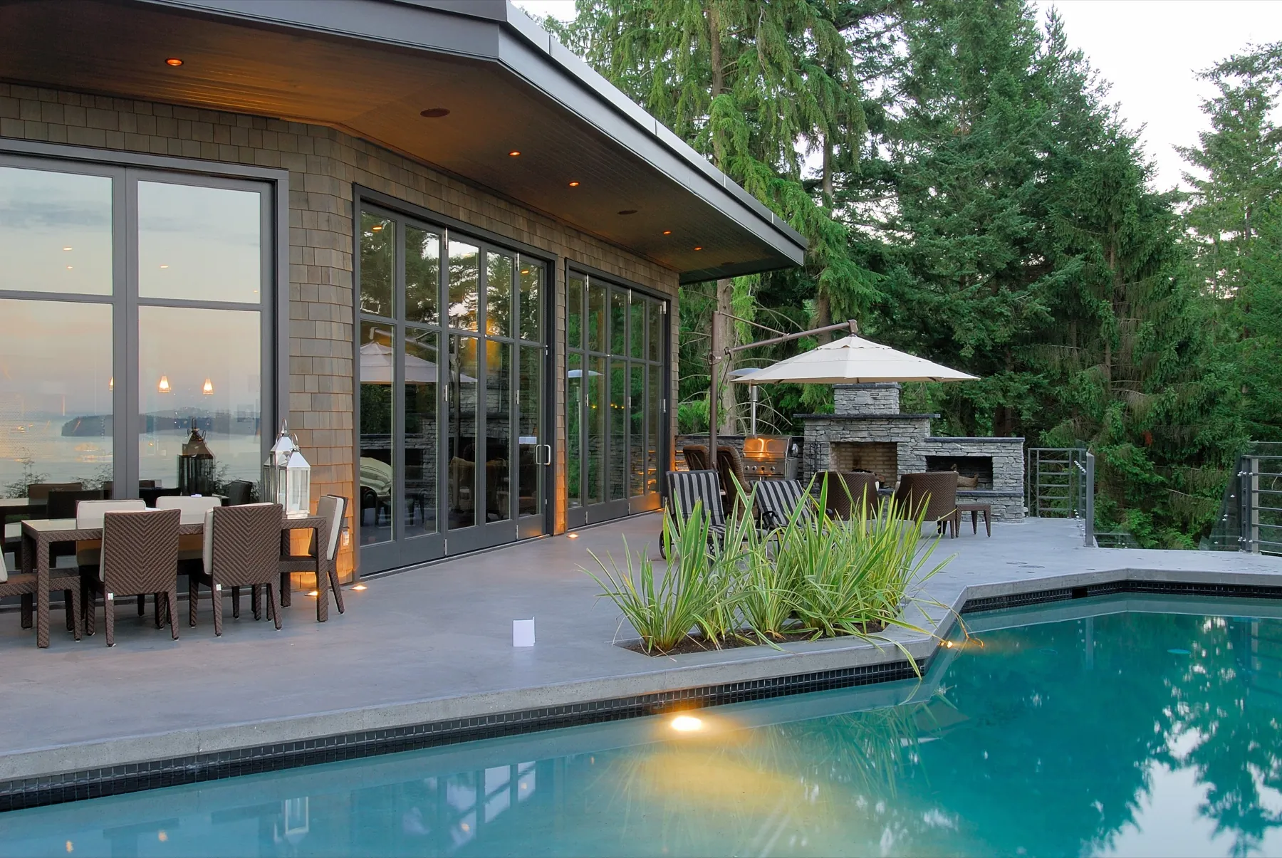 Coastline, Patio dining pool twilight