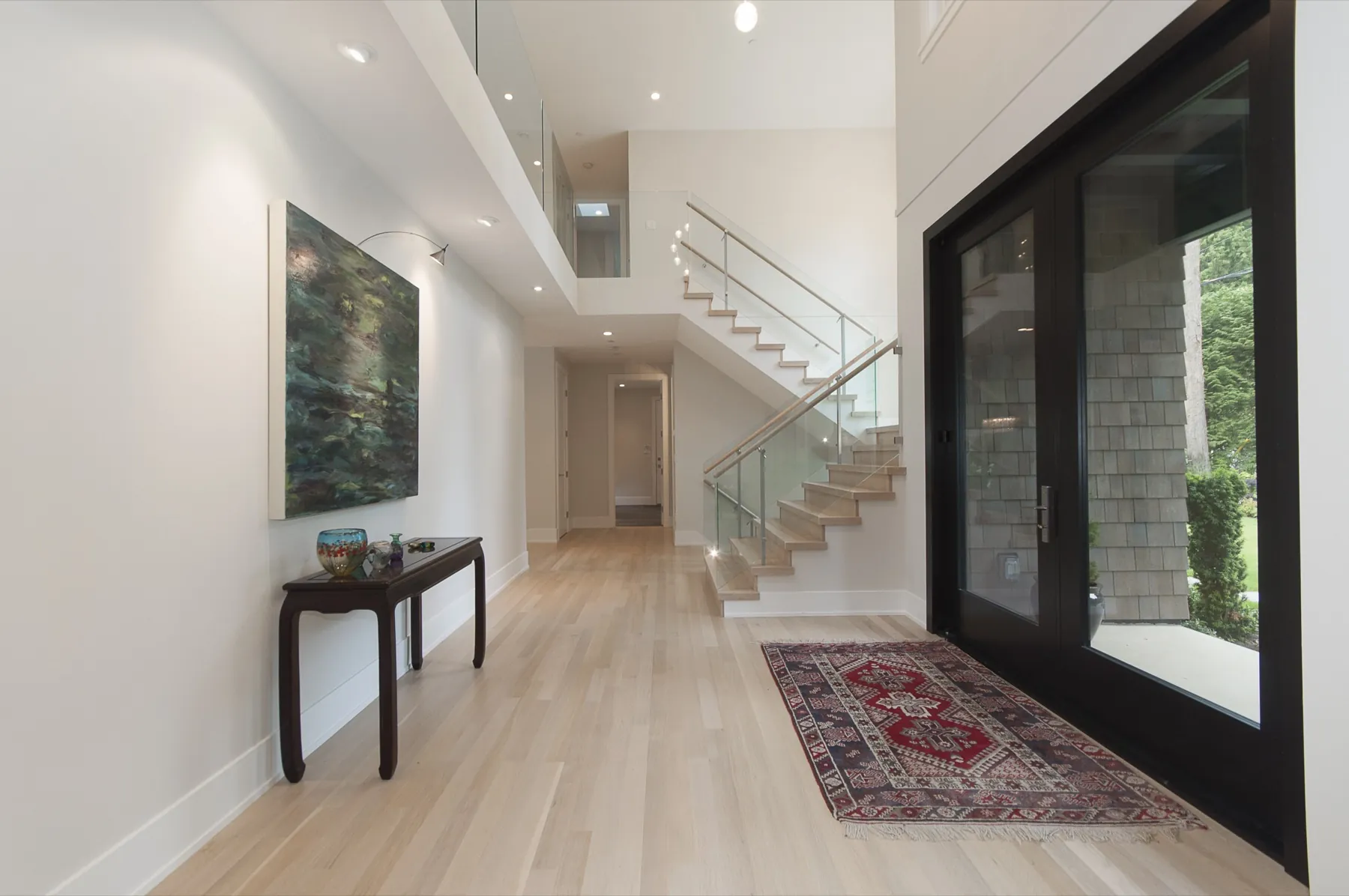 Forest Gate, Foyer entry stairs
