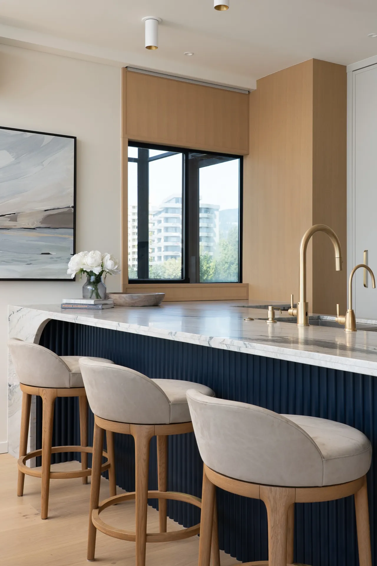 Seawalk, Kitchen island