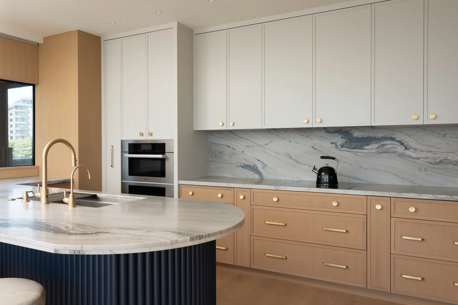 Seawalk, Kitchen toward the island