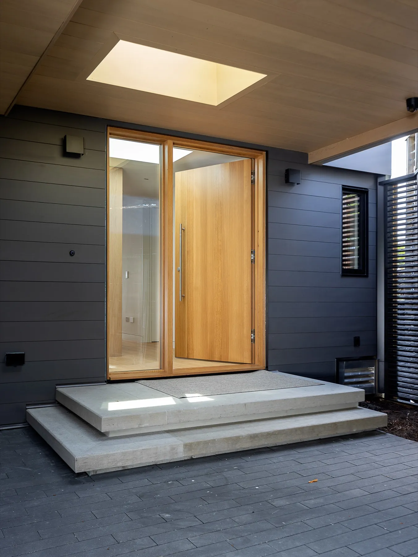 Shoreline, Exterior front door day