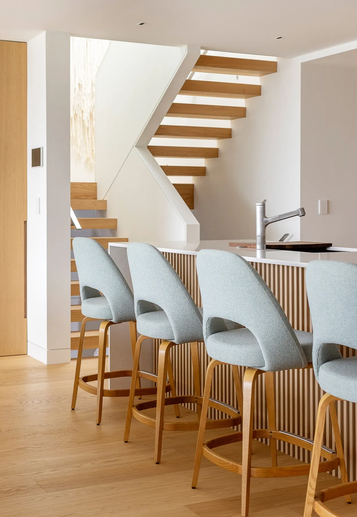 Shoreline, Kitchen bar stools stair detail