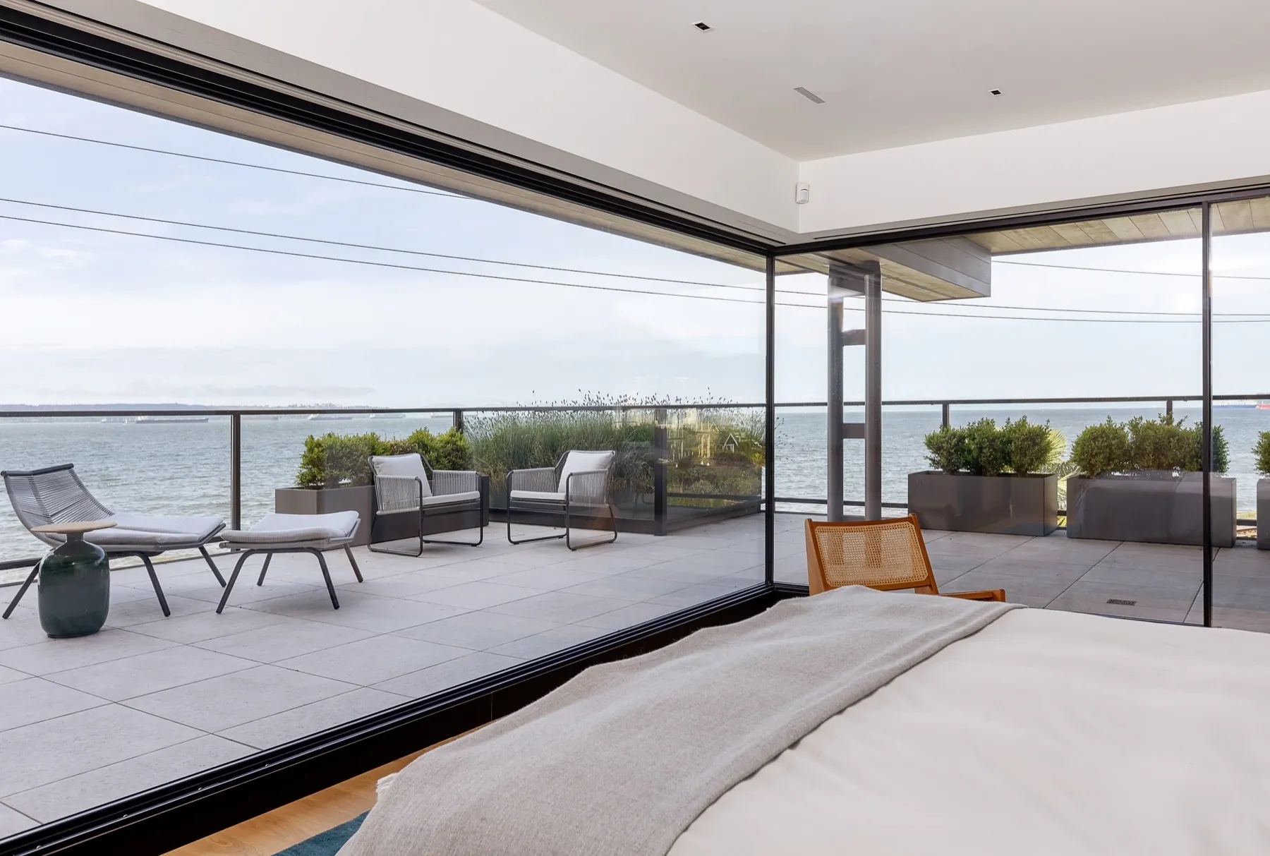 Shoreline, Great room sectional view