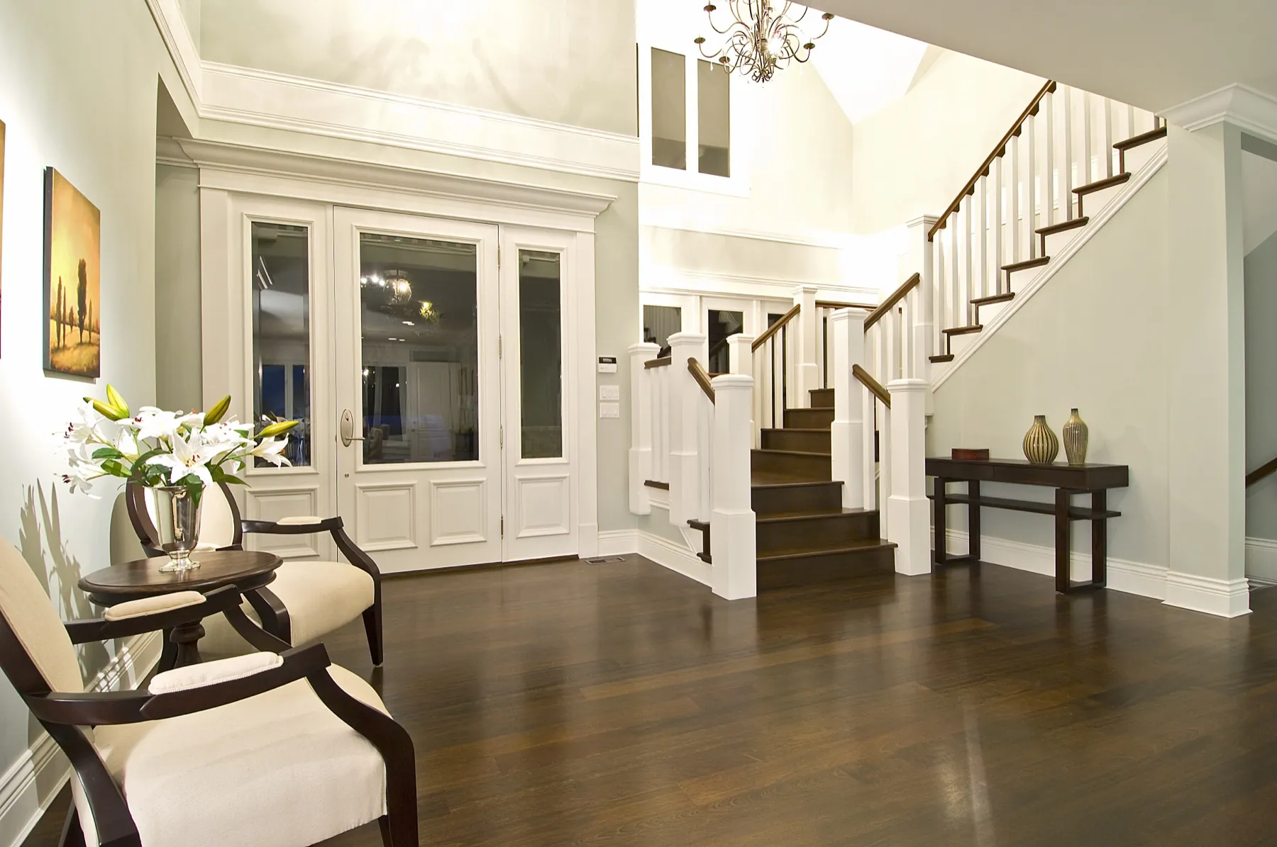 Timberline, Foyer and stair
